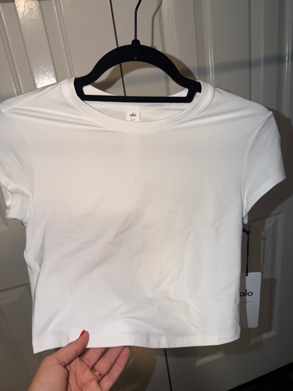 ALO Yoga White Cropped Tee - Classic Crew Neck